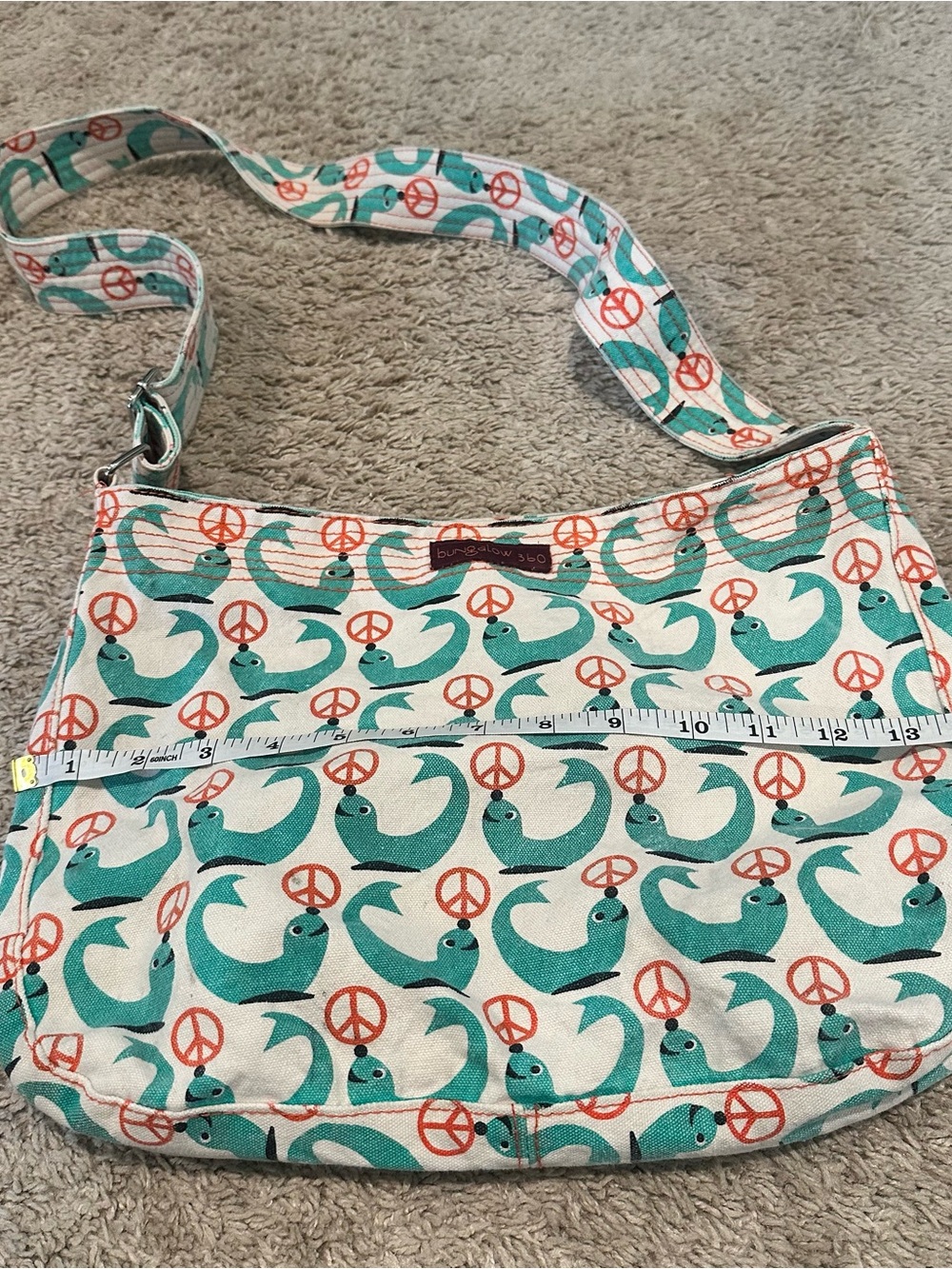 bungalow 360 Teal and Orange Seal Print Shoulder Bag w/matching billfold - Picture 8 of 9